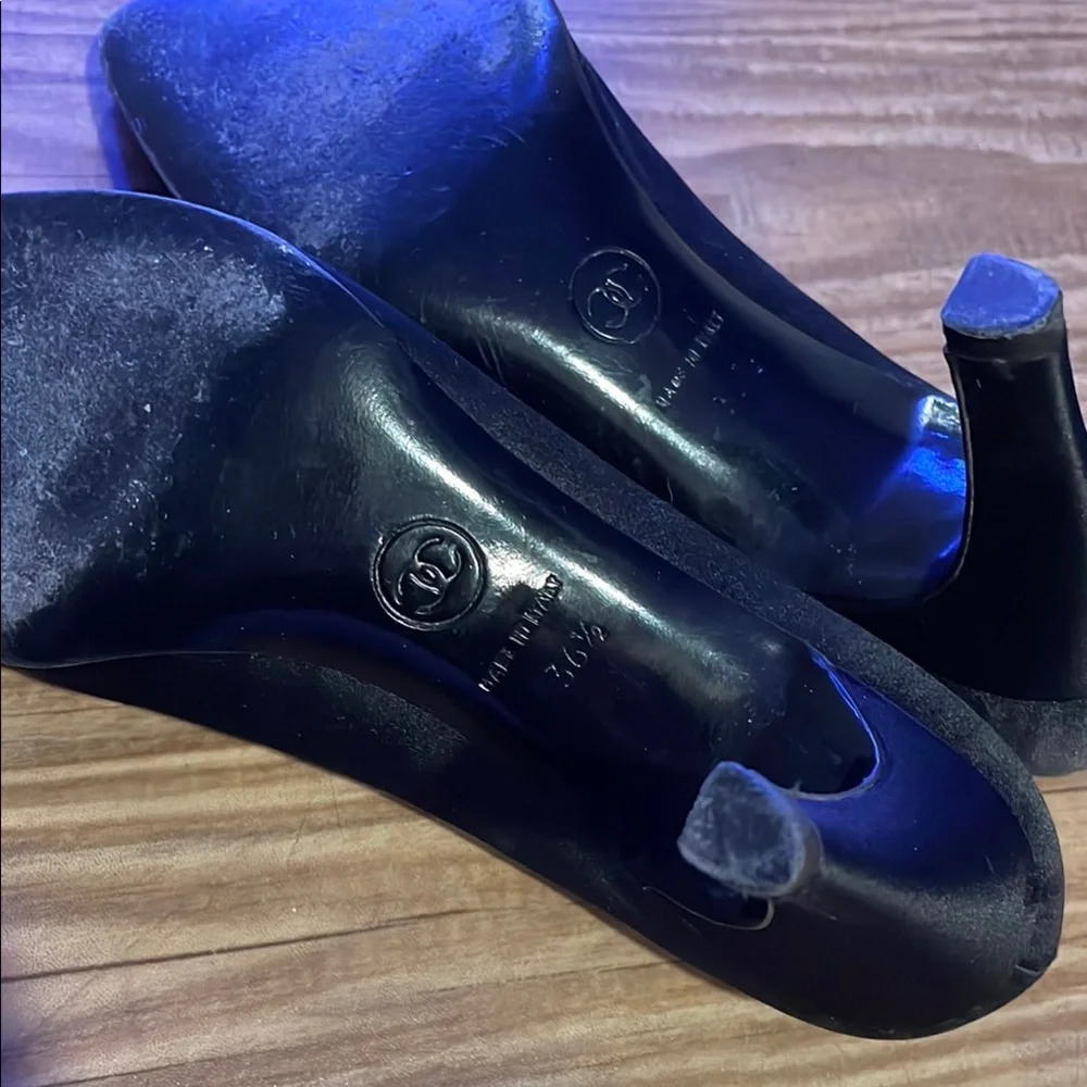 Chanel Black Women's Heels - Picture 11 of 15
